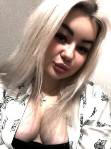 Полина, 74642675698