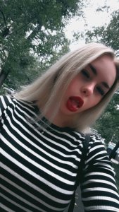 Мия, 79951216869