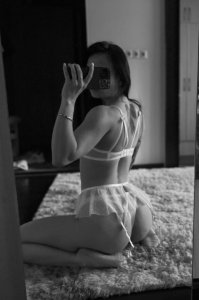 Оля, 79651657654