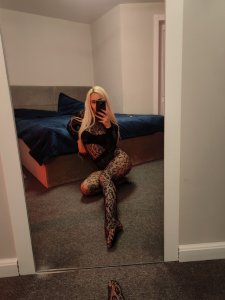 Лина, 79672377416