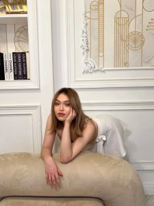Оливия, 79269699386