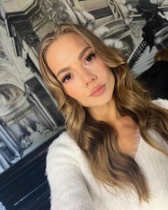 Лика🍒, 