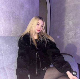 Студентка Алиса 🩷💖, 79631705013