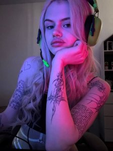 Гвен Стейси, 79856044785