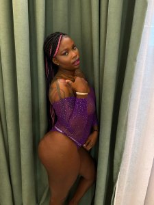 Samantha, 79636223877