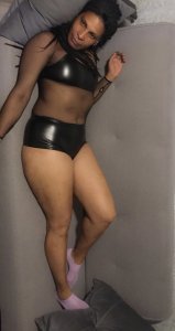 Elizabeth, 79916505778