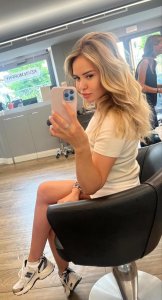 Маша, 79680142100