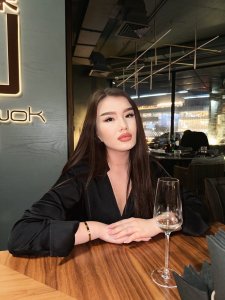 Лиана, 79858593259