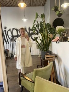 Милана, 79930711991